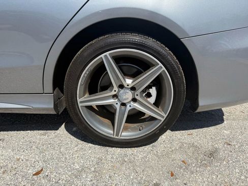 Used 2015 Mercedes-Benz C 400 4MATIC image 22