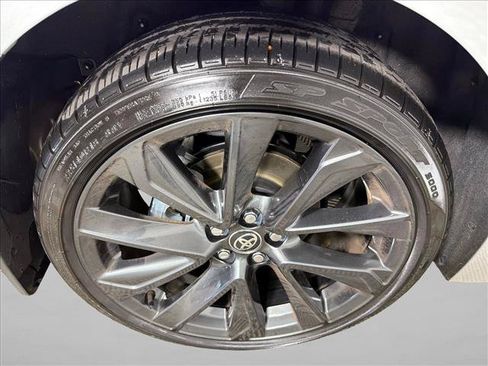 Used 2026 Toyota Corolla SE FWD image 17
