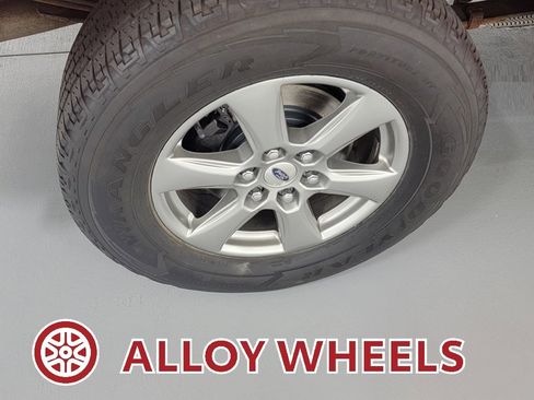 Used 2018 Ford F150 XLT w/ Equipment Group 302A Luxury image 16