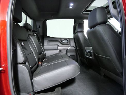 Used 2021 Chevrolet Silverado 1500 LTZ w/ Z71 Off-Road Package AWD/4WD image 9