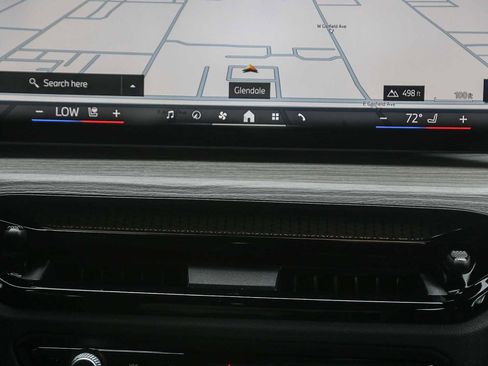 New 2026 BMW 330i Sedan w/ Convenience Package image 10