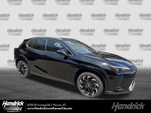 Used 2023 Lexus UX 250h AWD w/ Premium Package image 1