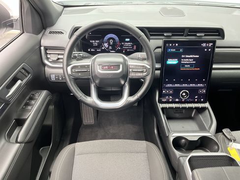 Certified 2026 GMC Terrain Elevation AWD/4WD image 13