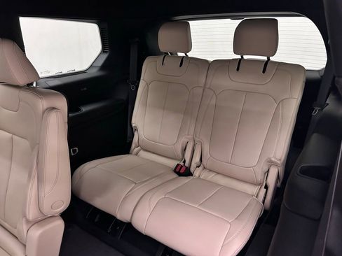 New 2026 Jeep Grand Cherokee L Limited image 15