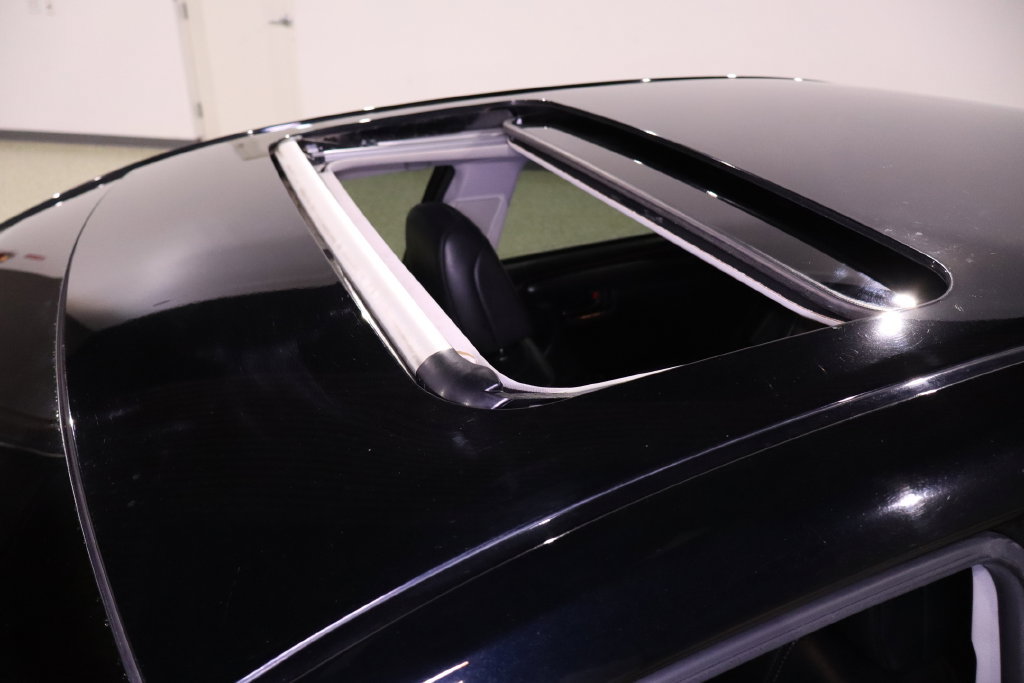 Used 2013 Toyota Avalon Limited FWD image 29