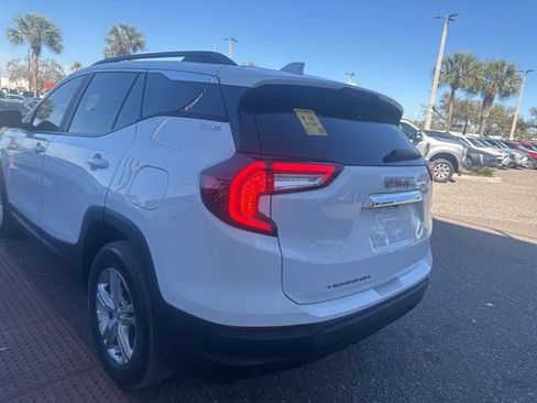 Used 2022 GMC Terrain SLE w/ Driver Convenience Package image 21
