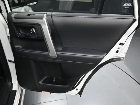 Used 2024 Toyota 4Runner Limited AWD/4WD image 36