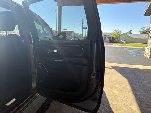 Used 2024 RAM 1500 Laramie AWD/4WD image 2