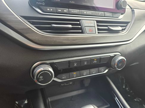 Used 2023 Nissan Altima 2.5 SV image 29