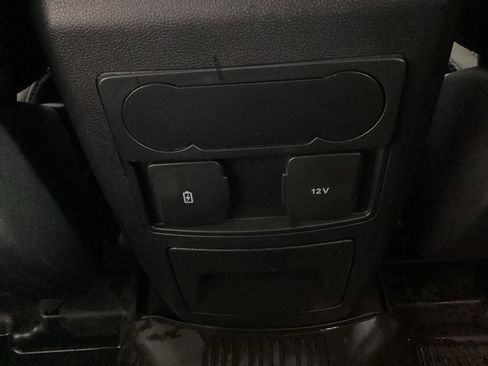 Used 2023 Ford Explorer XLT image 20