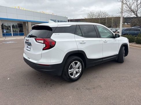 Certified 2024 GMC Terrain SLE FWD image 6