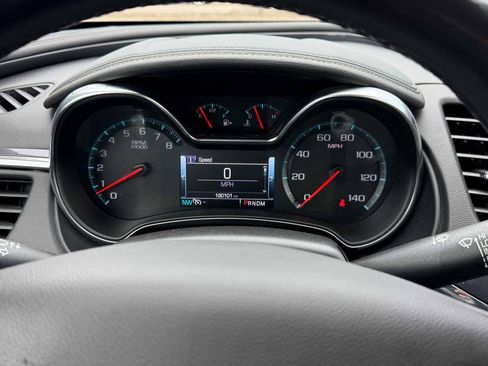 Used 2018 Chevrolet Impala Premier FWD image 33