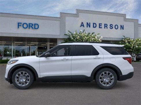 New 2026 Ford Explorer Active w/ Active Comfort Package image 3