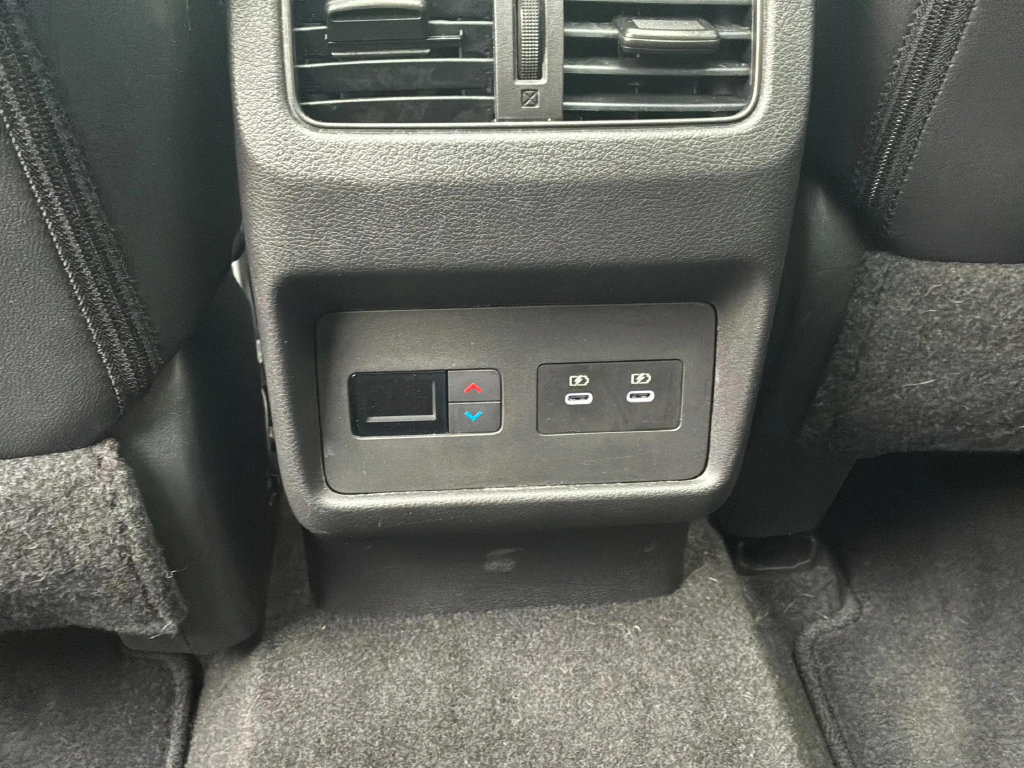 Used 2024 Nissan Rogue SL w/ SL Premium Package FWD image 20
