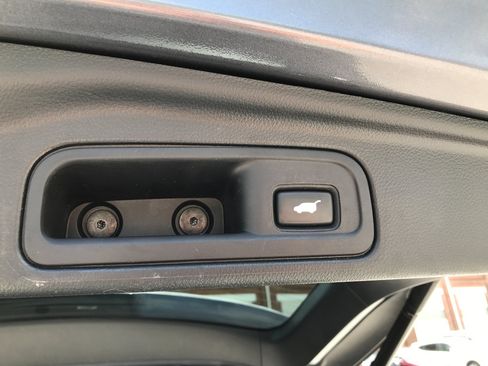 Used 2021 Honda Pilot Touring image 29