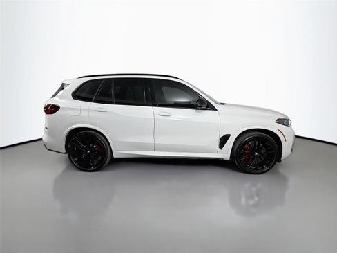 New 2026 BMW X5 M60i w/ Climate Comfort Package AWD/4WD image 4