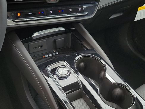 New 2026 Buick Envision Avenir image 32