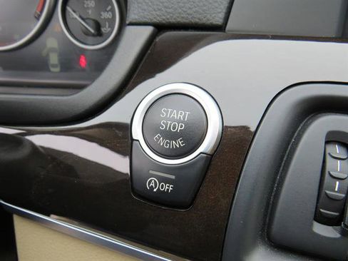 Used 2012 BMW 528i 528i image 14