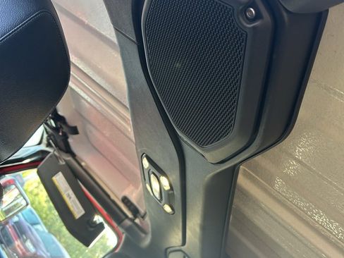 Used 2021 Jeep Wrangler Unlimited Rubicon w/ Dual Top Group image 30