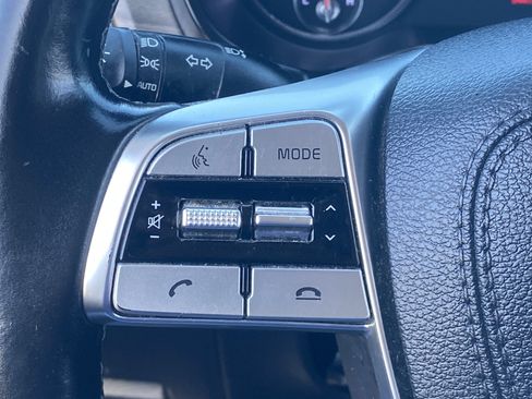 Certified 2022 Kia Telluride EX w/ EX Premium Package AWD/4WD image 22