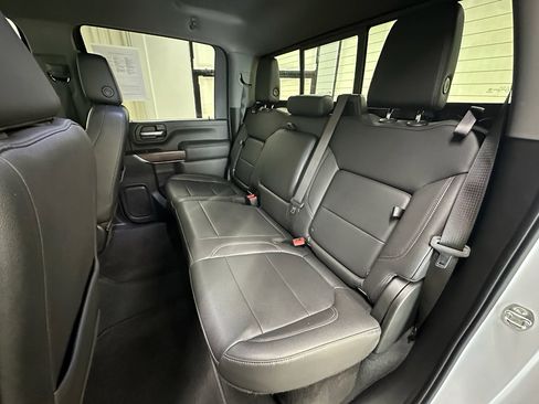 Used 2023 GMC Sierra 3500 SLT w/ SLT Convenience Package image 27