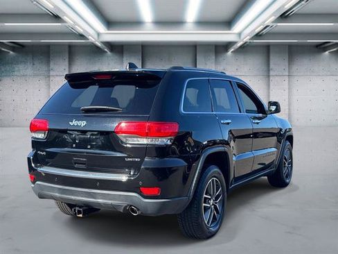 Used 2018 Jeep Grand Cherokee Limited AWD/4WD image 4