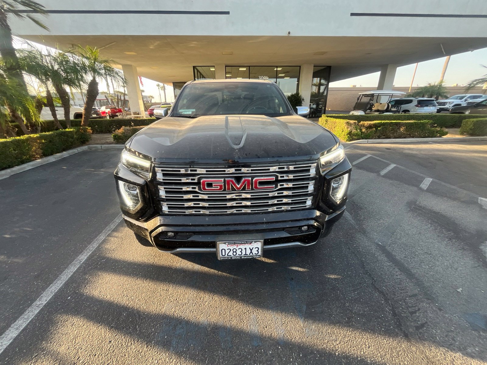 Certified 2023 GMC Canyon Denali AWD/4WD image 2