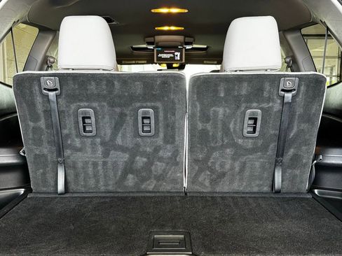 Used 2019 Honda Pilot Touring image 10