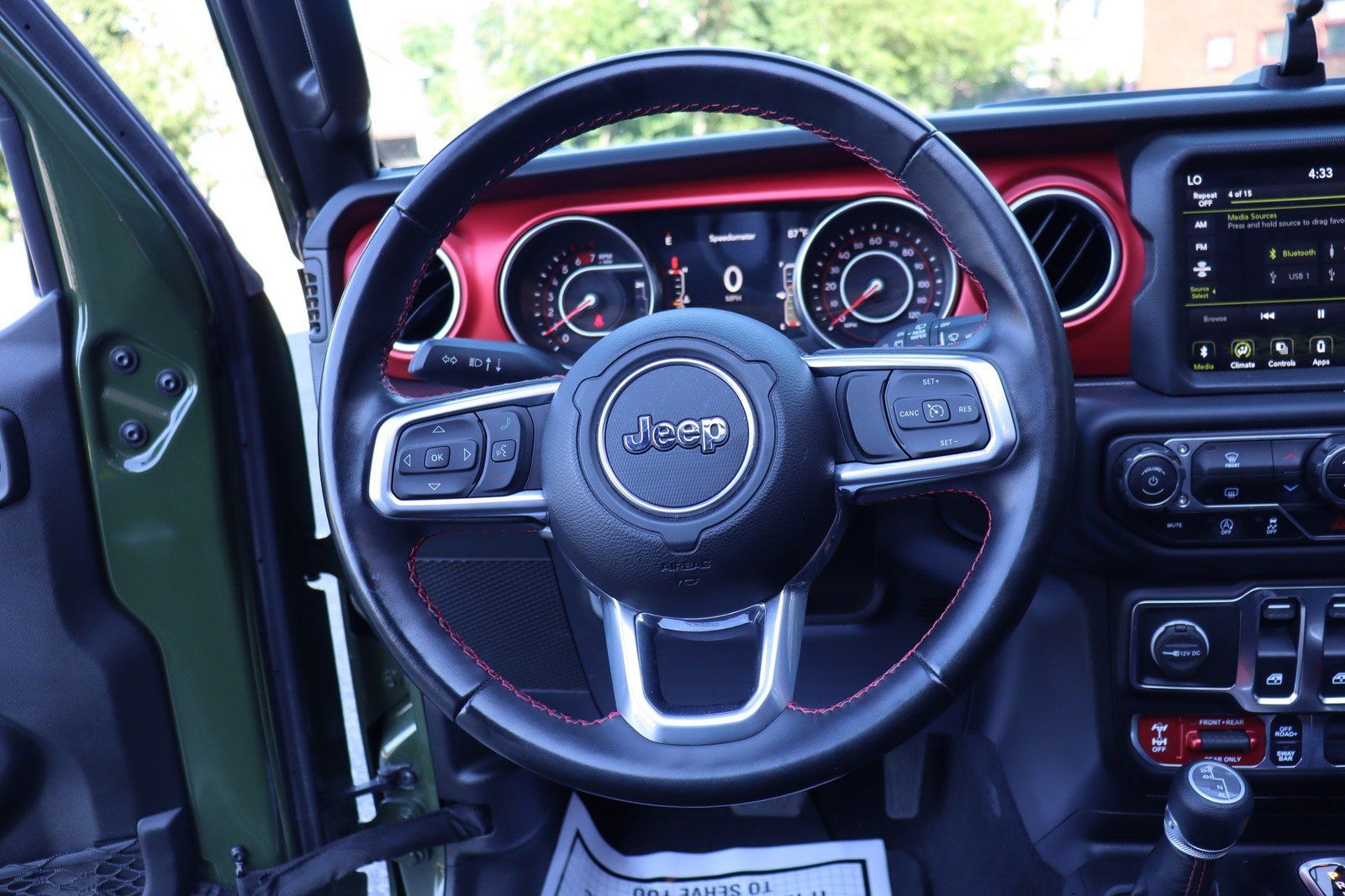 Used 2021 Jeep Wrangler Rubicon AWD/4WD image 19