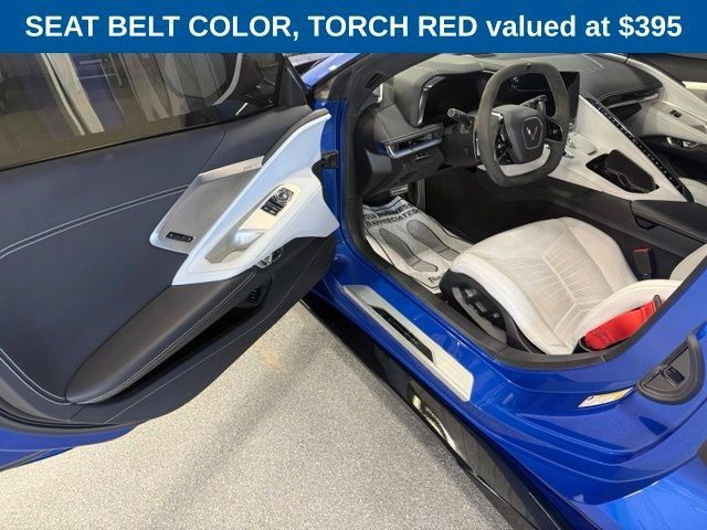 Used 2021 Chevrolet Corvette Stingray Preferred Cpe w/ Z51 Performance Package RWD image 9