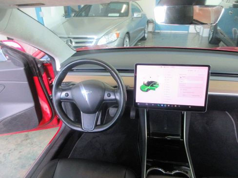 Used 2017 Tesla Model 3 Standard Range RWD image 37