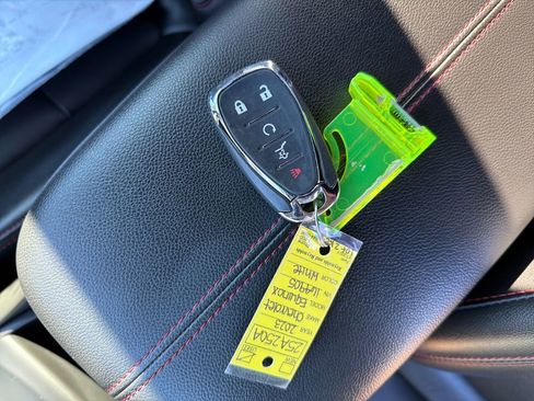 Used 2023 Chevrolet Equinox RS w/ RS Leather Package image 35