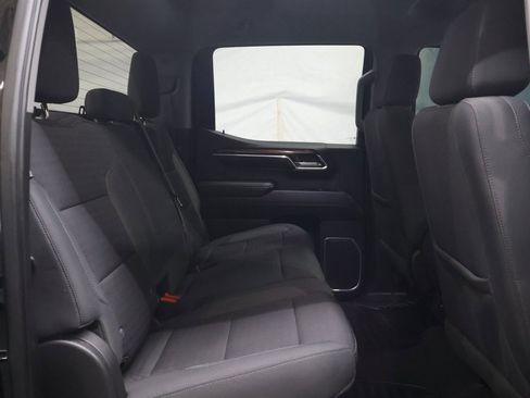 Used 2022 Chevrolet Silverado 1500 LT image 13