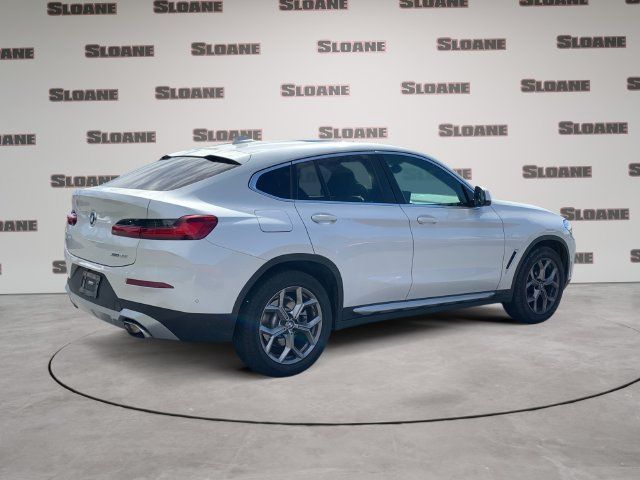Used 2023 BMW X4 xDrive30i w/ Premium Package AWD/4WD image 5
