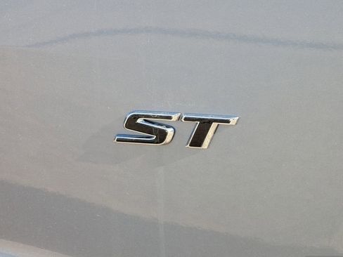 New 2026 Buick Enclave Sport Touring w/ Power Package image 14