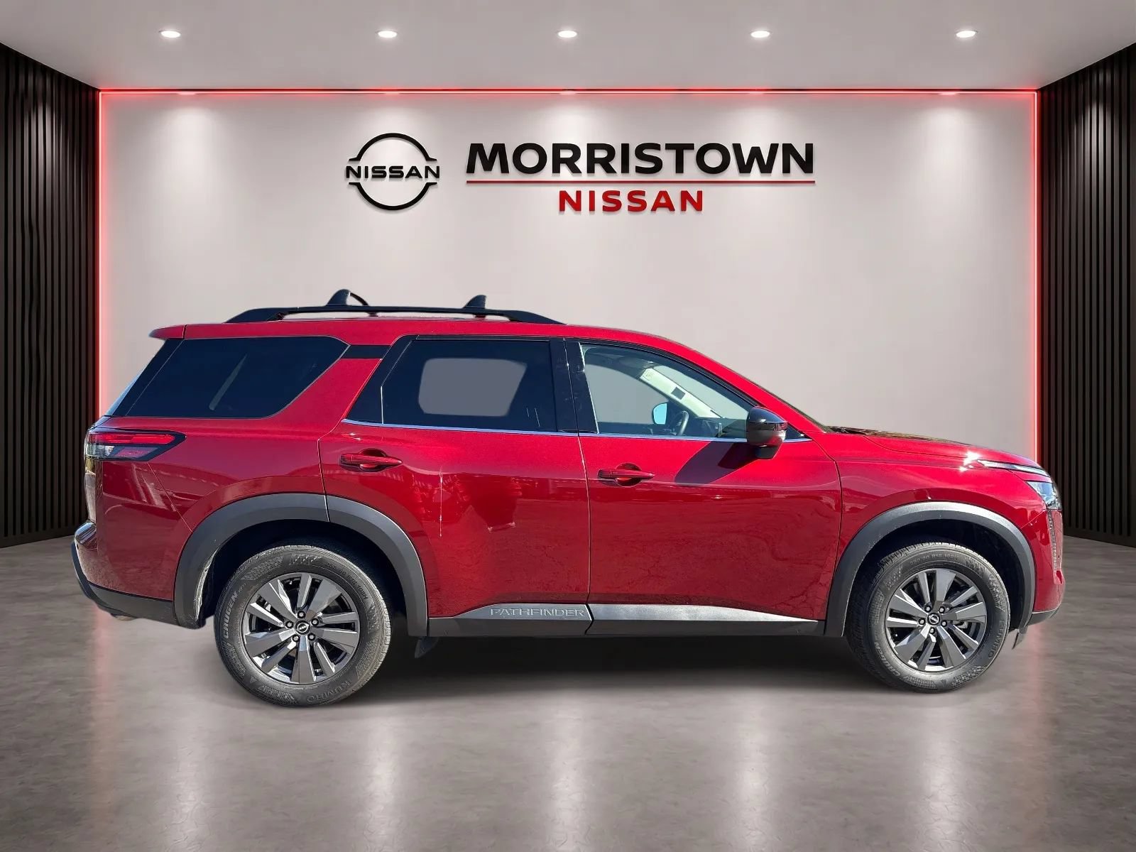 Used 2026 Nissan Pathfinder SV AWD/4WD image 2