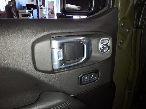 Certified 2021 Jeep Wrangler Unlimited Sahara AWD/4WD image 22