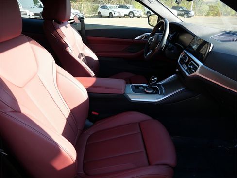 Used 2023 BMW 440i xDrive Coupe w/ Premium Package image 8