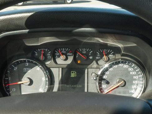 Used 2017 Chevrolet Silverado 3500 W/T image 17