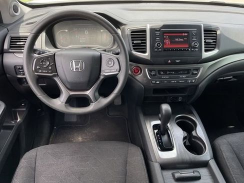 Used 2019 Honda Pilot LX image 10