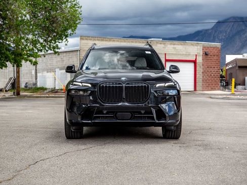 New 2026 BMW X7 xDrive40i w/ Executive Package AWD/4WD image 8
