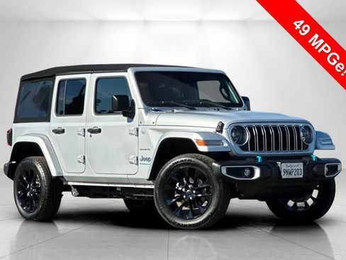 Used 2024 Jeep Wrangler Unlimited Sahara AWD/4WD image 1