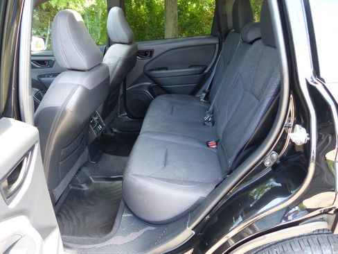 Used 2025 Subaru Forester Premium w/ Convenience Package #1 AWD/4WD image 38