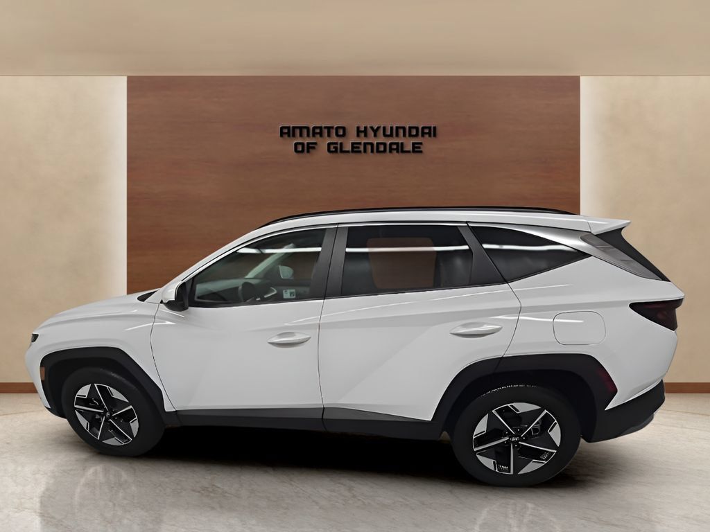 Used 2025 Hyundai Tucson SEL AWD/4WD image 3