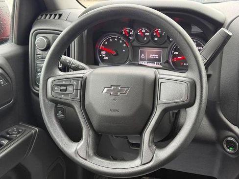 Used 2025 Chevrolet Silverado 1500 Custom Trail Boss w/ Turbomax Blackout Package AWD/4WD image 13