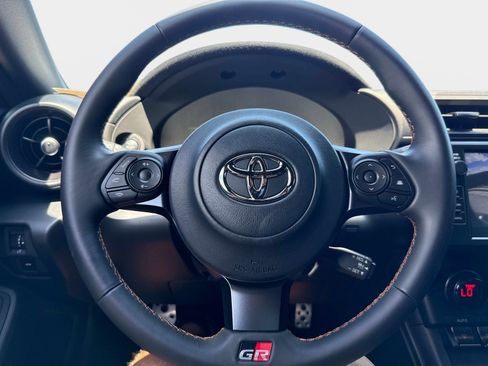 Used 2025 Toyota GR86 Hakone Edition RWD image 24