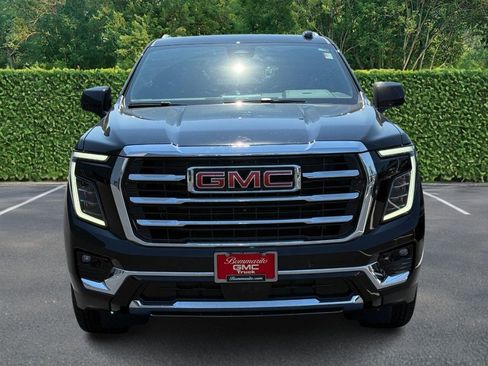 Used 2025 GMC Yukon Elevation AWD/4WD image 10