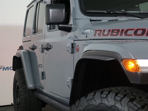 Used 2024 Jeep Wrangler Unlimited Rubicon AWD/4WD image 3