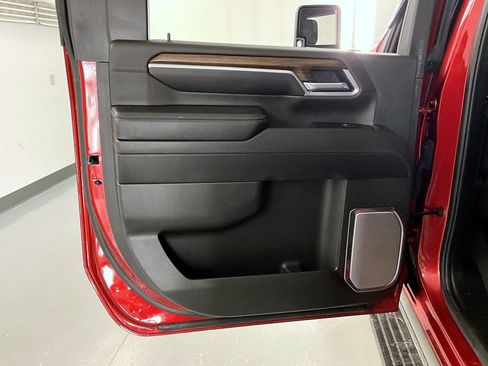 Certified 2025 Chevrolet Silverado 3500 High Country w/ High Country Premium Package image 20