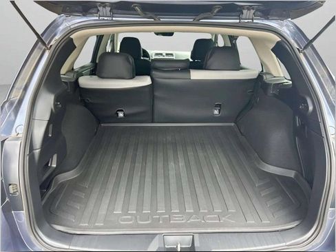 Used 2018 Subaru Outback 2.5i Premium image 9